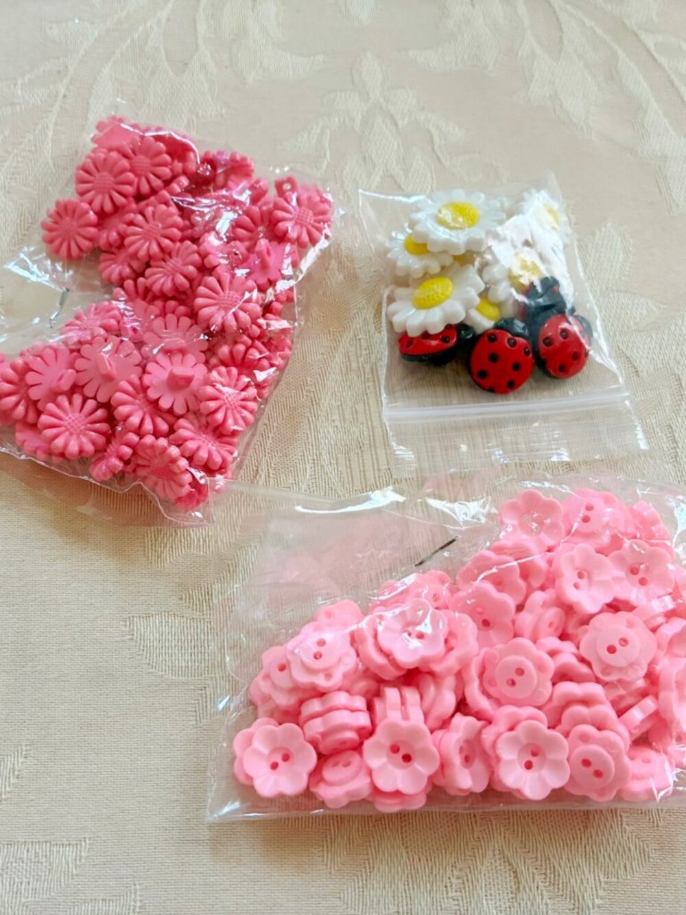 PINK Flower White Daisy LadyBug Girls Crafts Sewing Buttons